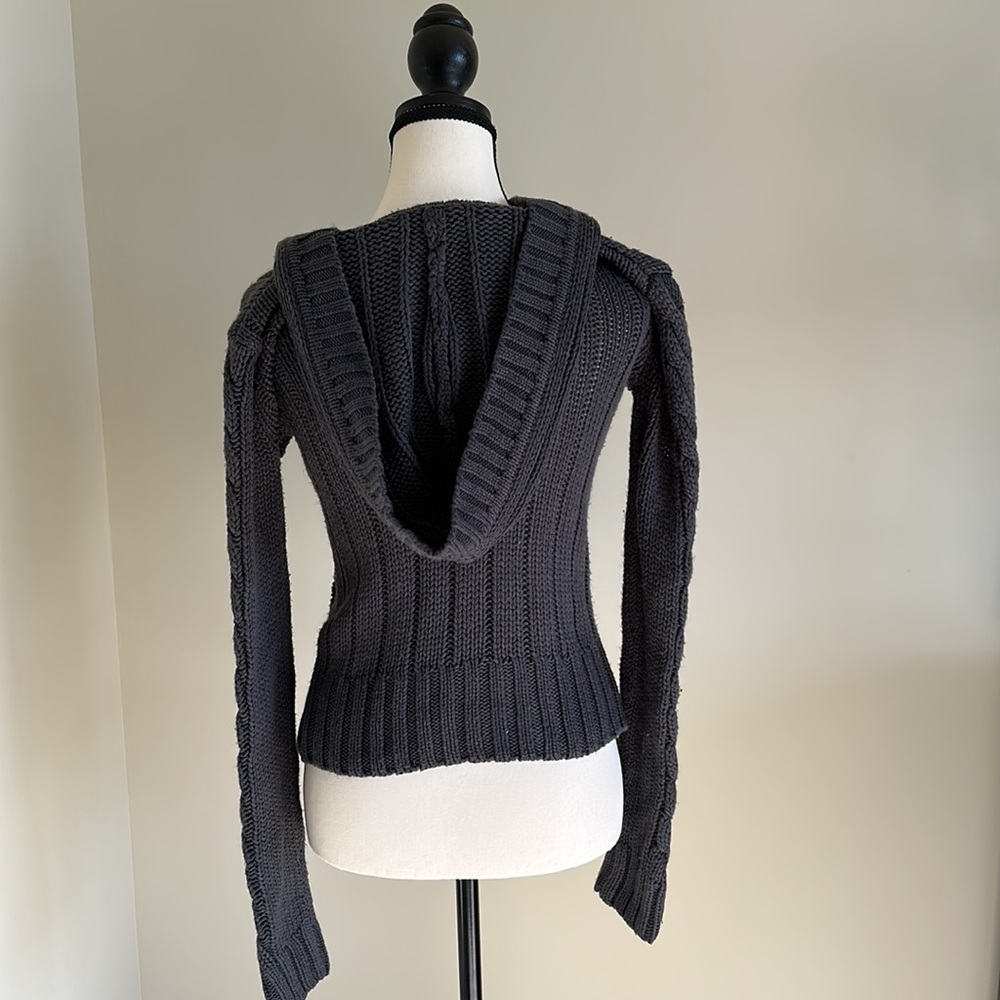 Hooded knit sweater - Picture 2 of 2